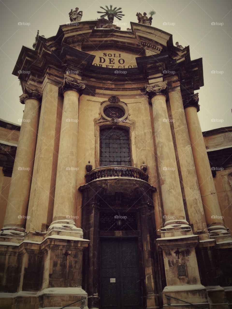 church facade old column by lanocheloca