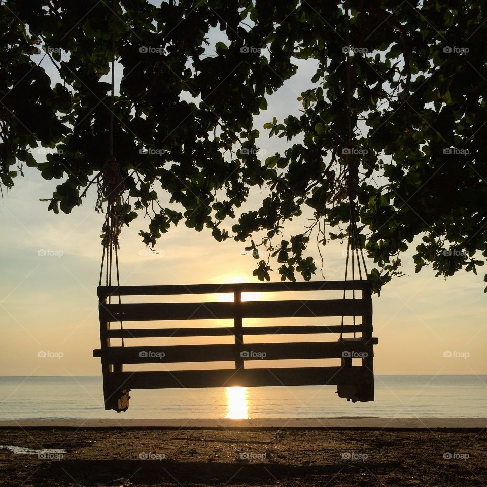 Look at the sunrise on the beach