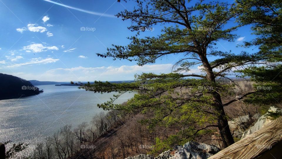 View of the Susquehanna River from Chickies Rock.