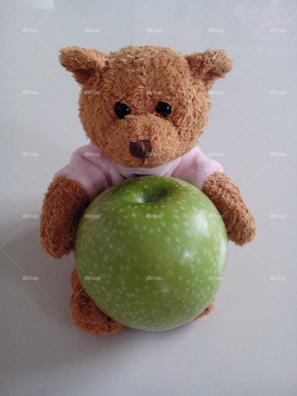 Green Apple & Teddy Bear