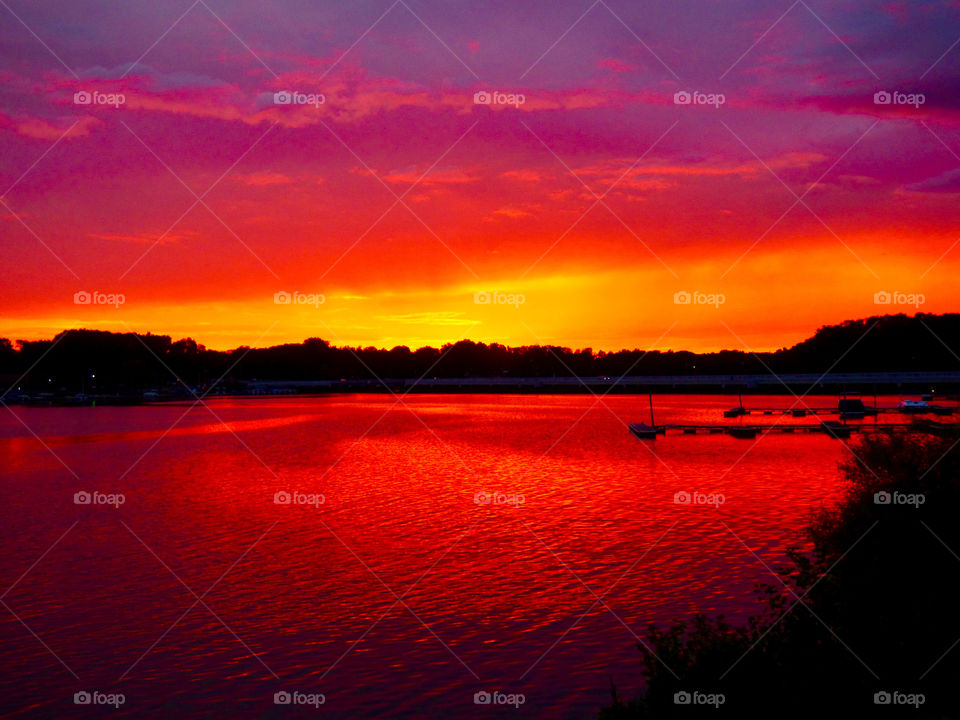 Amazing sunset on the lake 