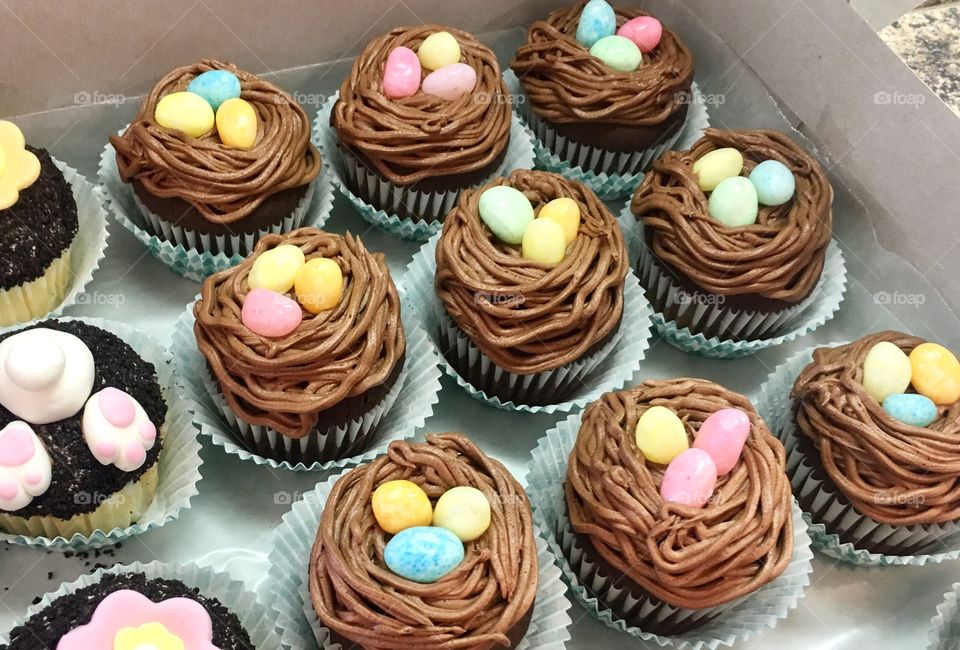 Easter nest cupcakes