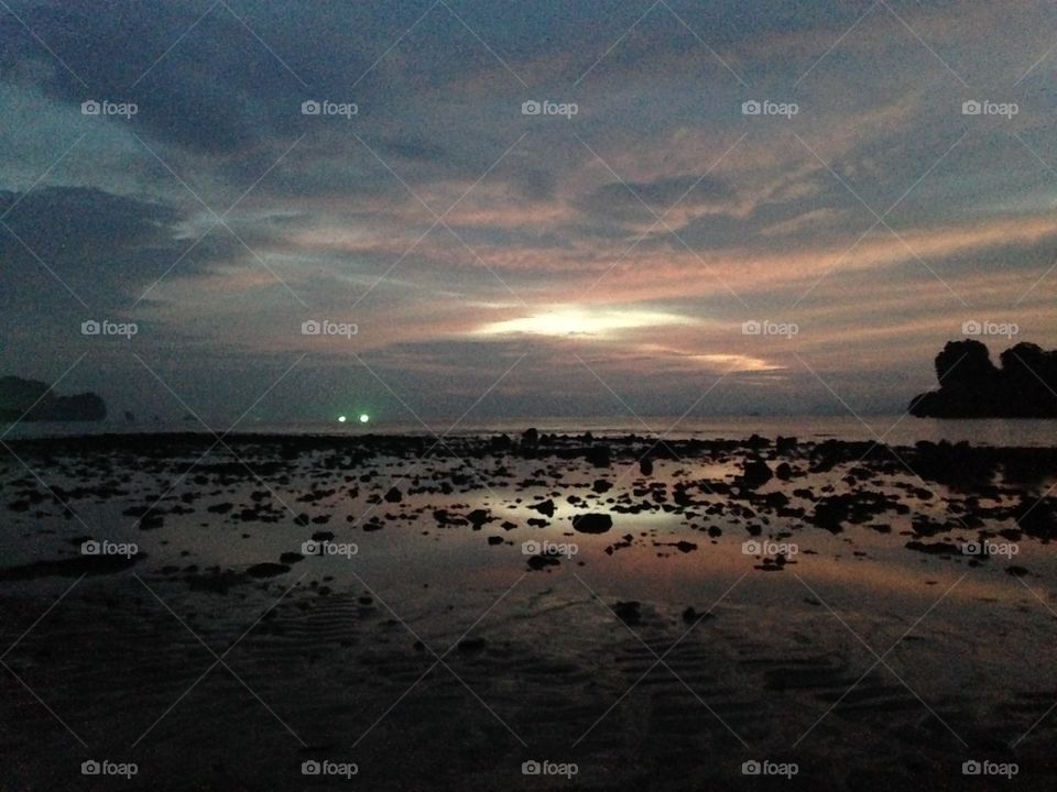 Getting dark. Enjoying sunset at Tonsai bay