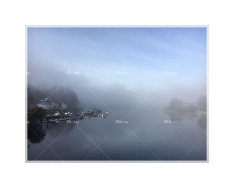 Morning mist on the lough
