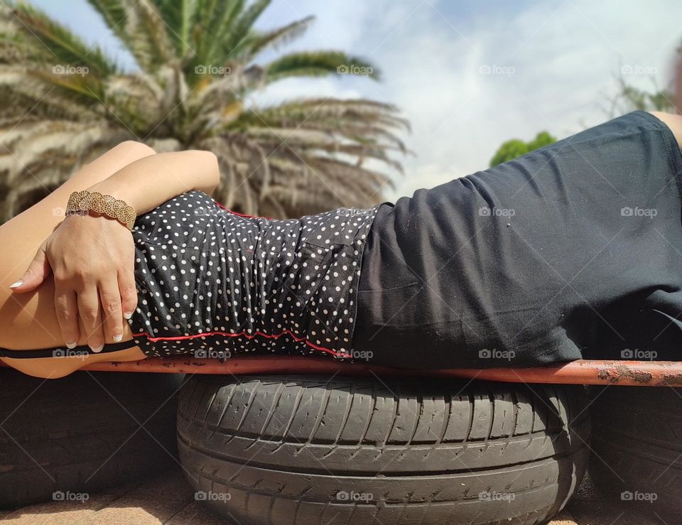 Gold pattern bracelet