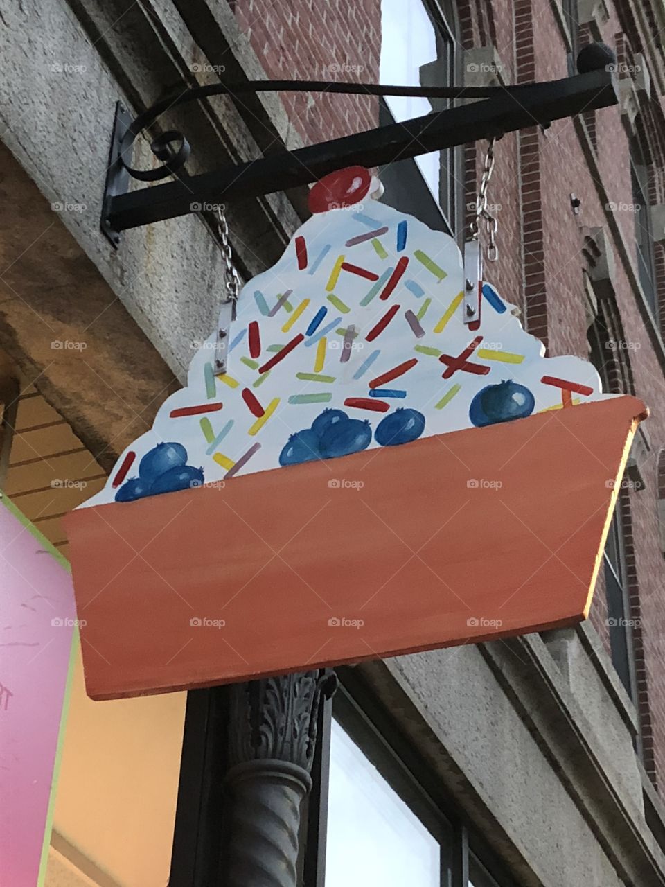 Froyo sign
