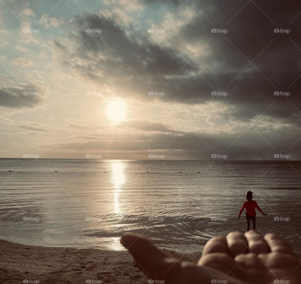 Yo soy el camino la verdad y la vida, nadie viene al padre si no es por mi. Att. Jesucristo ♥️