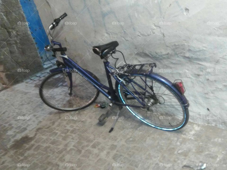 Lonely bicycle