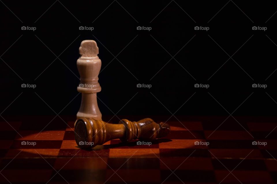 Chess Pieces - Fallen King