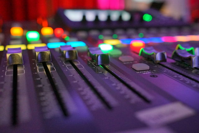 Mixing board