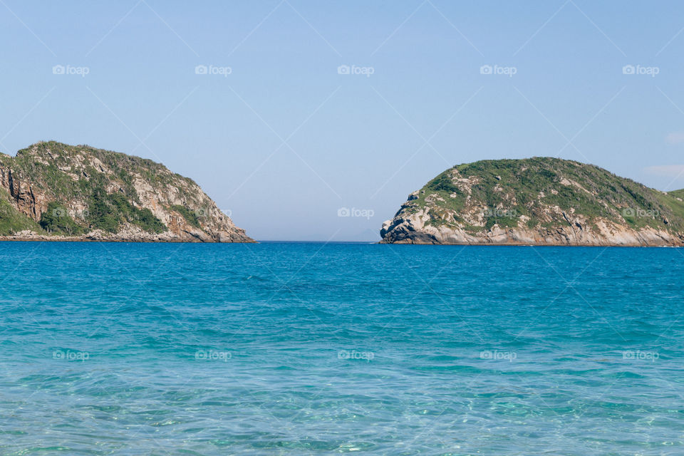 Praia com paisagem linda e fantástica no Brasil, na região do Lagos no Rio de Janeiro, em Arraial do Cabo