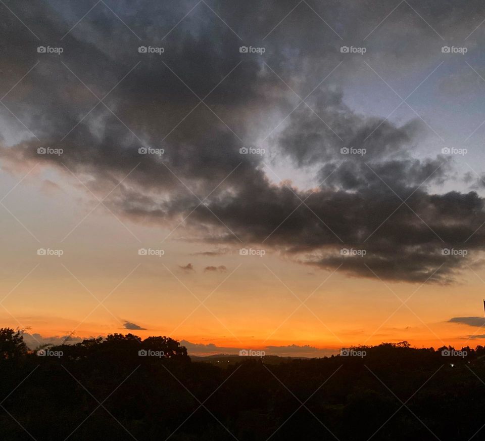 🌇🇺🇸 An extremely beautiful sunset in Jundiaí, interior of Brazil. Cheer the nature! / 🇧🇷 Um entardecer extremamente bonito em Jundiaí, interior do Brasil. Viva a natureza