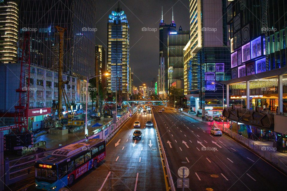 Shenzhen (China wakes up at night)