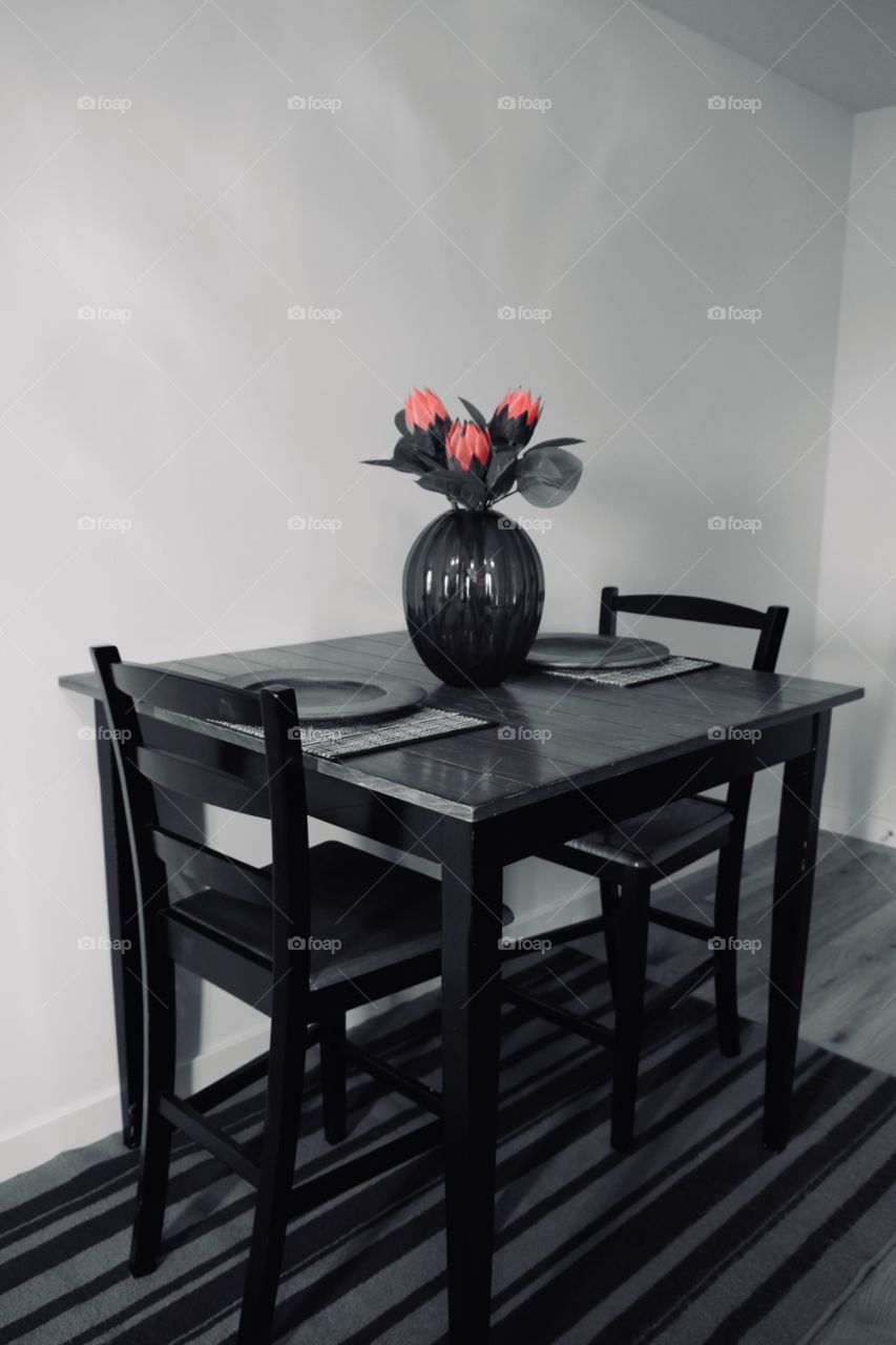 Monochromatic Room With Pink Flowers In A Vase On A Table, Room Staging 