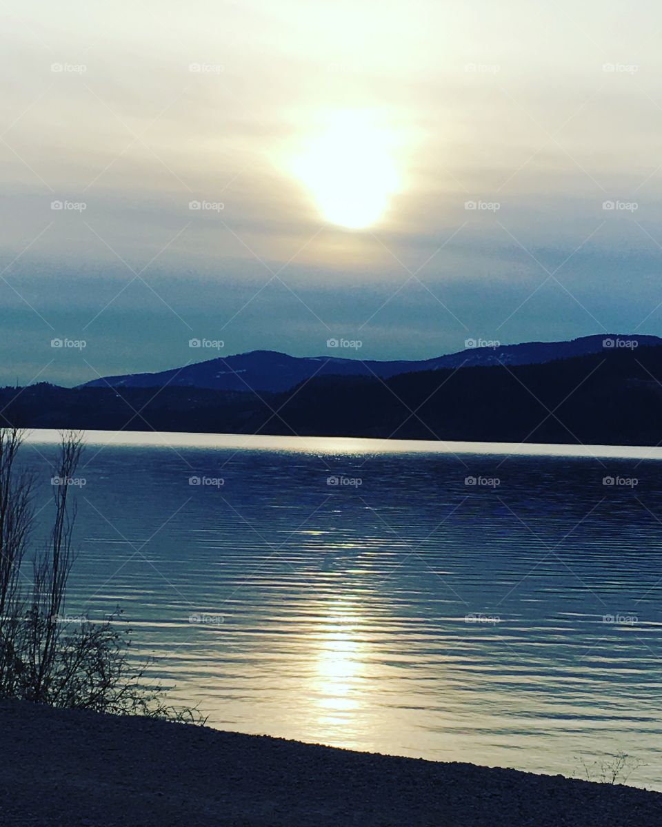 Stunning winter sunset over Wood Lake! Lake Country, near Kelowna, BC, December, 2018. 