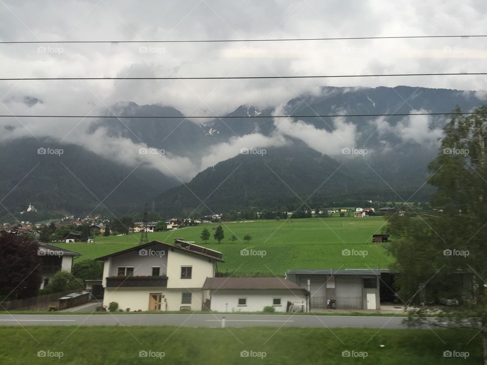 Live in the mountains