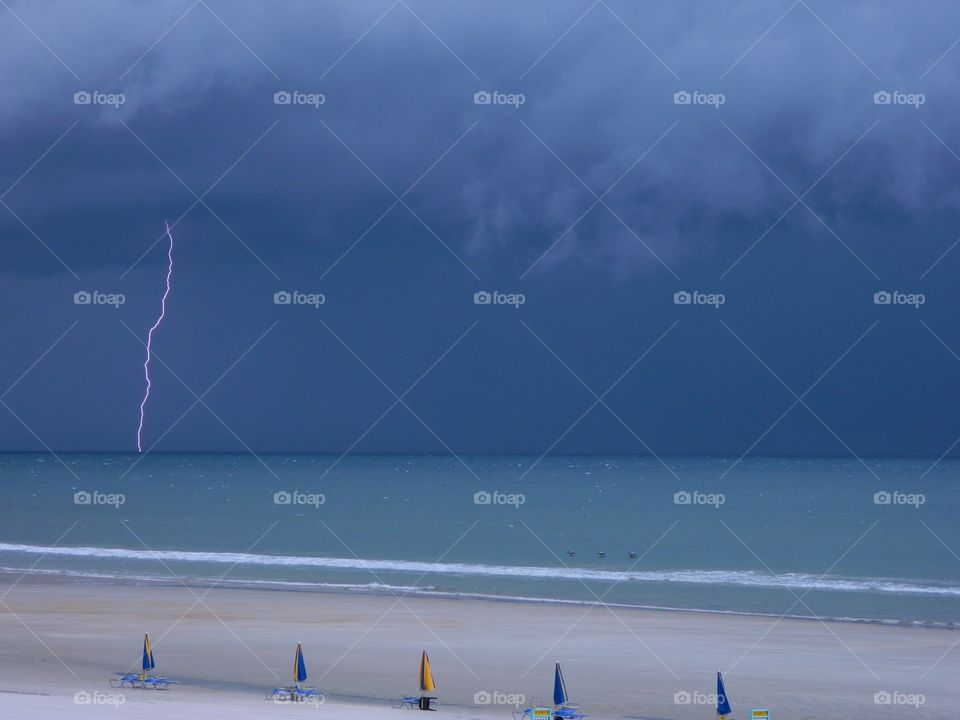 Lightening strike. Lightening on the beach 