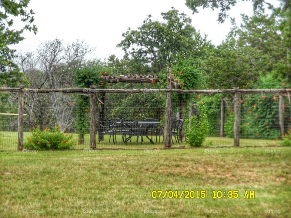 wildcatter ranch hotel 🏩. This is a good place to take a picture when you are on vacation here. It is located east of Graham Texas. 👣 🚶 🏃 🔥 💨