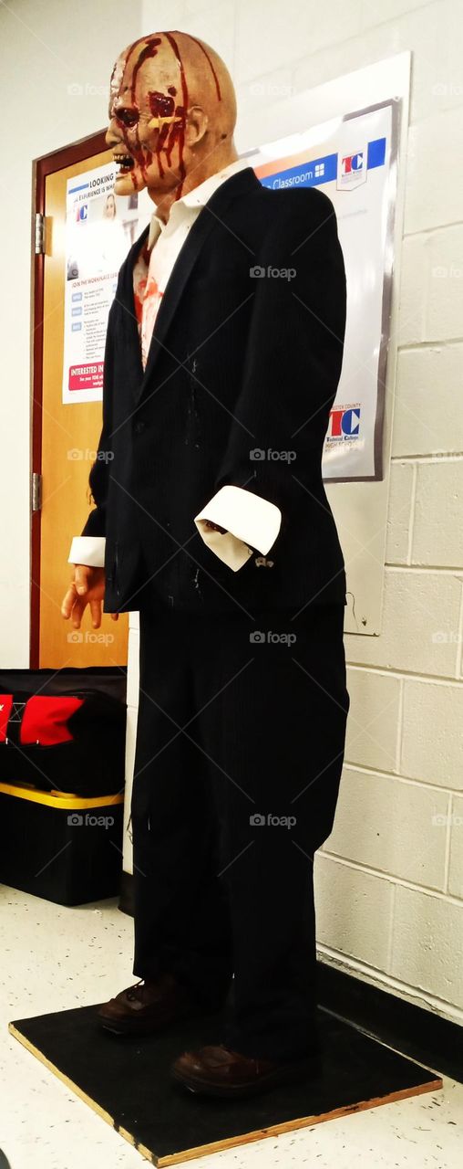 classroom Halloween decorations homemade