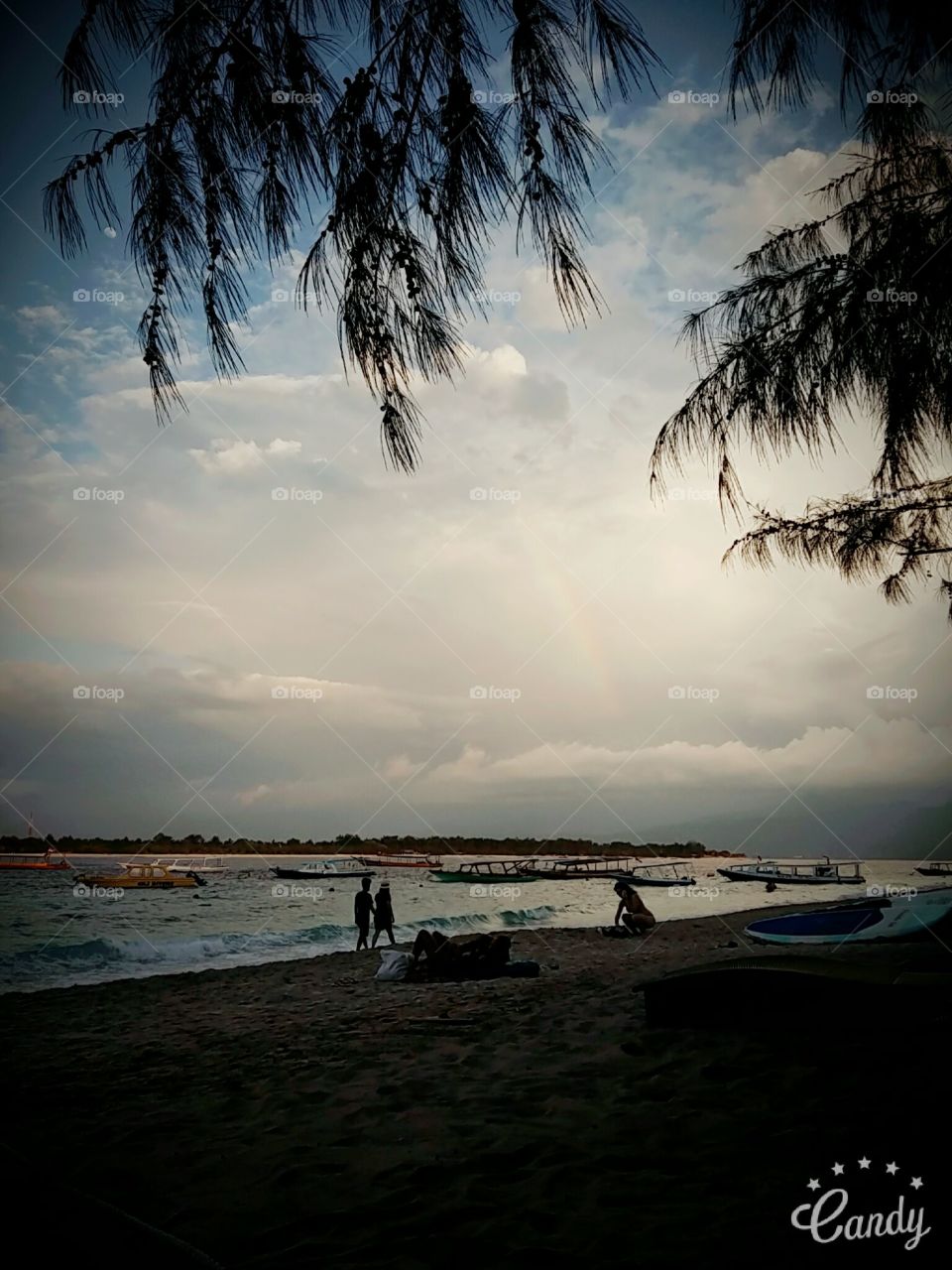 Rainbow 
#gilitrawangan #indonesia #indonesiapicture #sunset #rainbow #travelgram