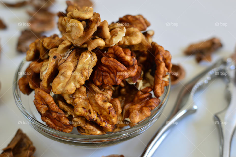 cup of peeled walnuts