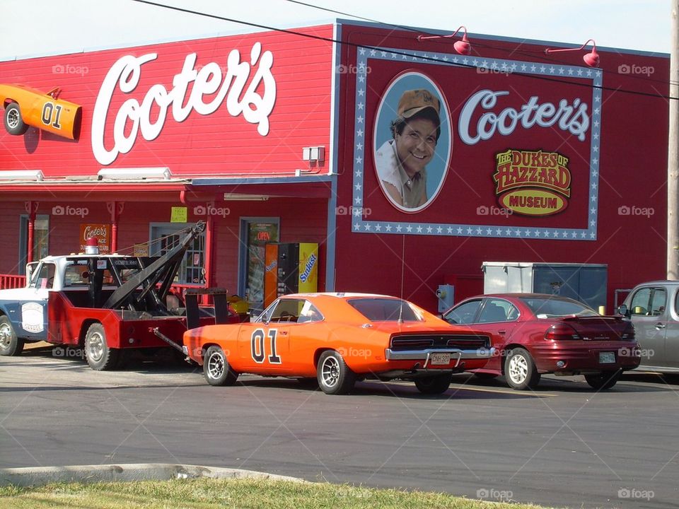 General Lee car Dukes of Hazzard