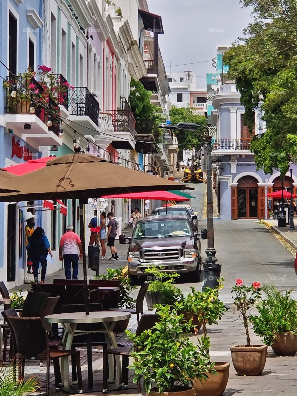 Shopping and Sightseeing in Old San Juan