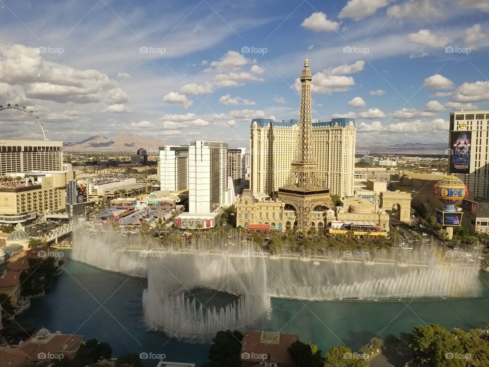 Bellagio fountains with Eiffel Tower view in Paris hotel