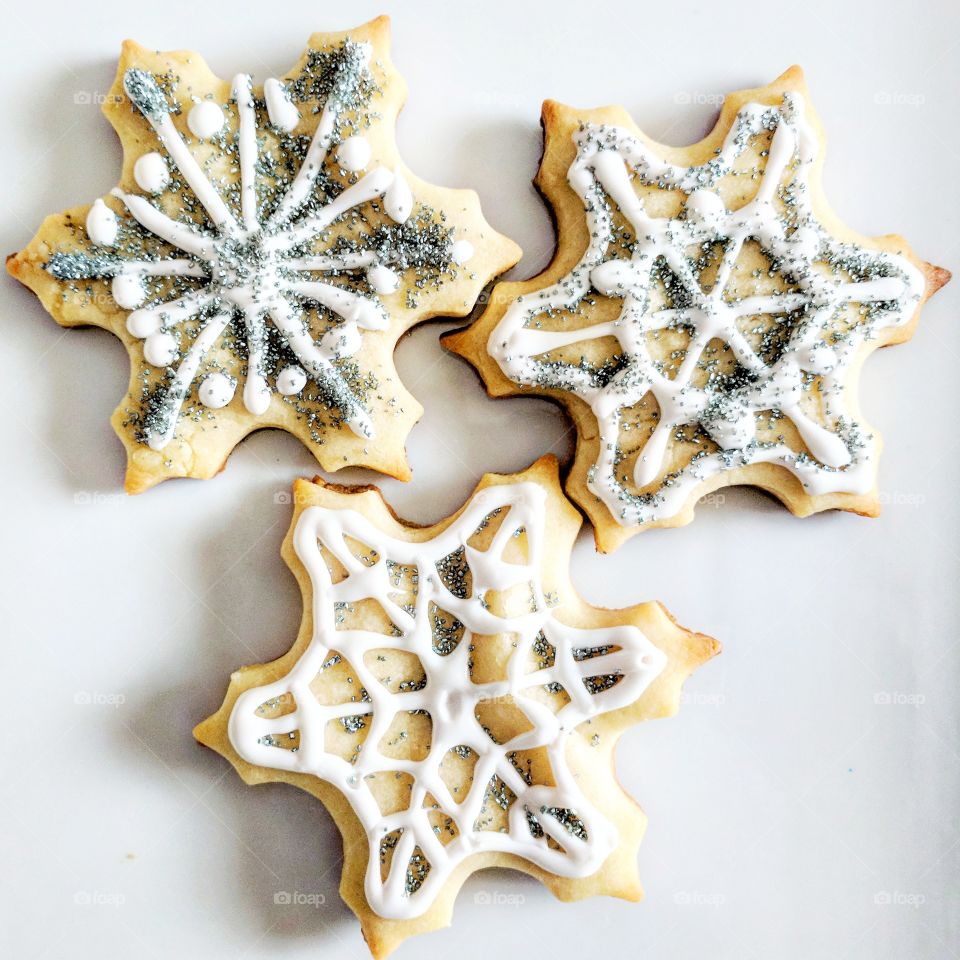 Snowflake Cookies, iced and dusted