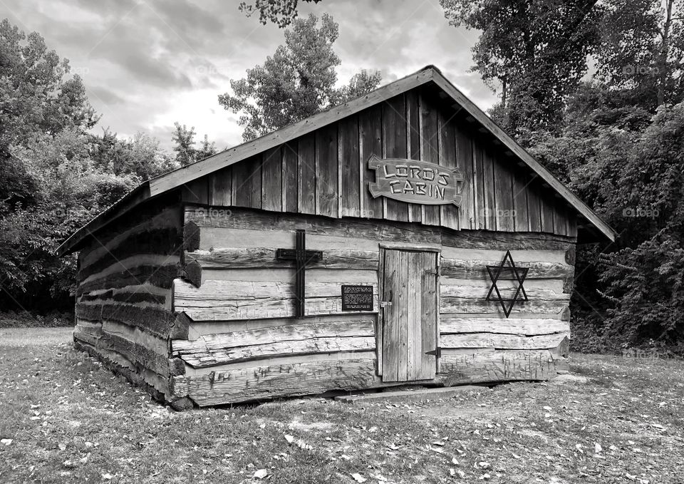 Black and white architecture 