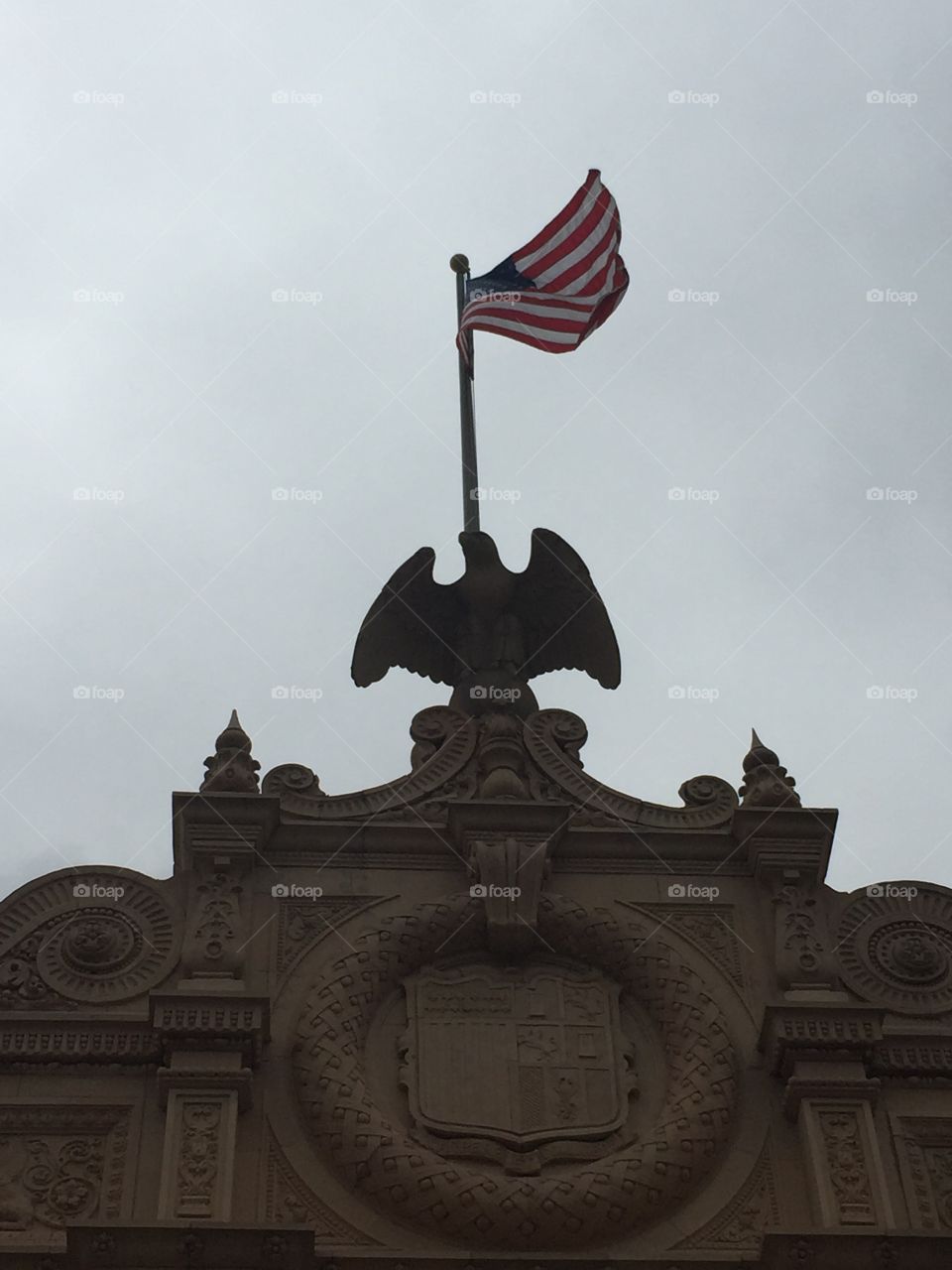 Flag above the museum 