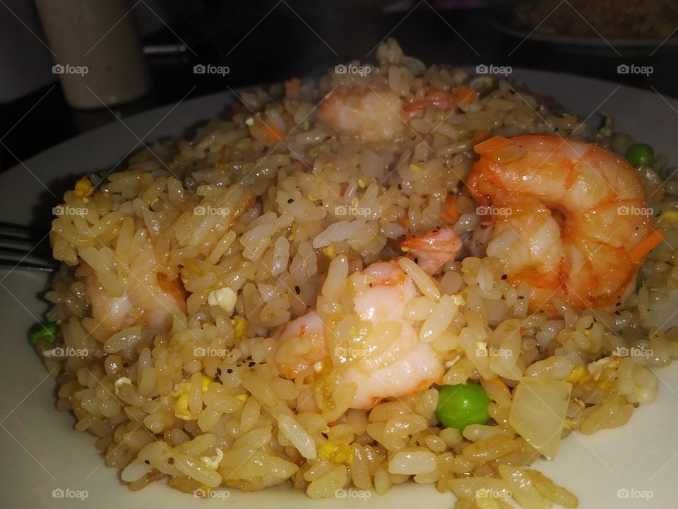 cooked ever so beautifully, shrimp fried rice is a must have in the daily life of being me