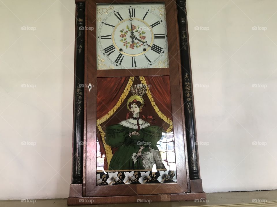 Old style clock