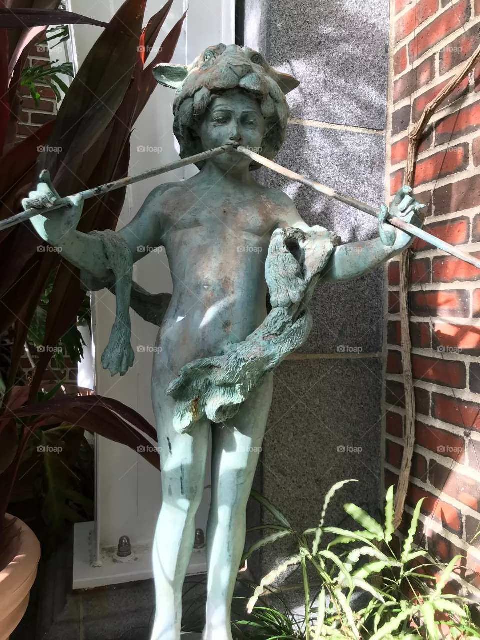 Statue 