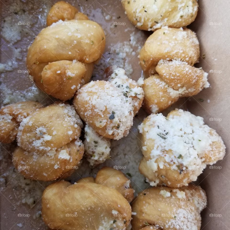 Delicious Andolinis Garlic Knots