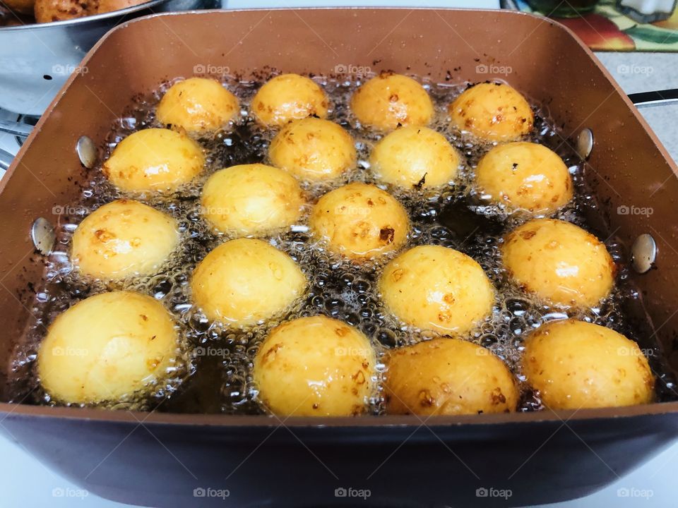 Homemade Colombian buñuelos 