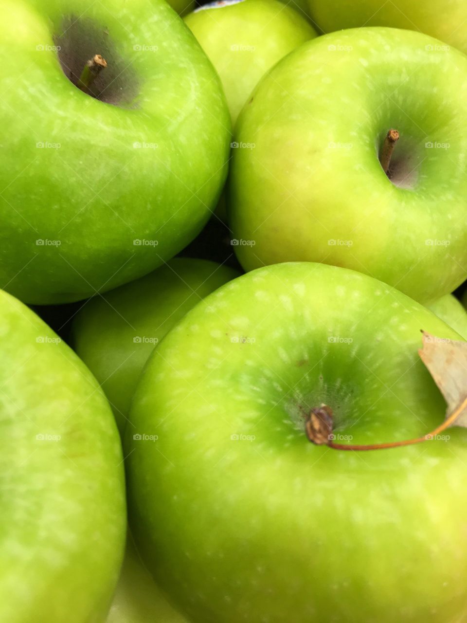 Fresh and delicious green apples. Let the flavor of nature dance in your mouth. You will thank yourself later. Remember...An Apple a day keeps the doctor away!!!