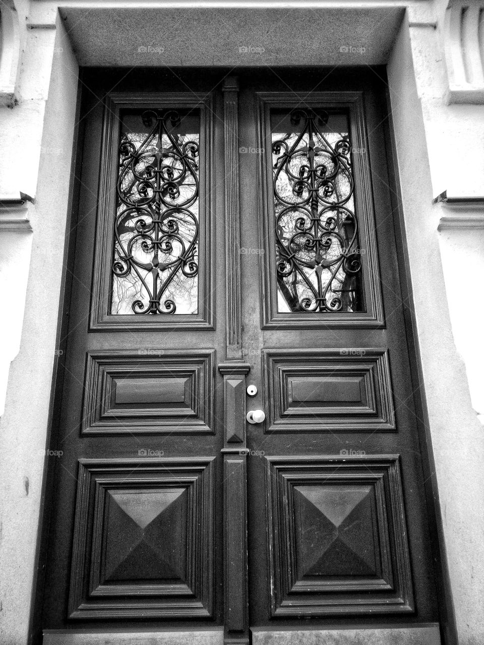 "The most colorful thing in the world is black and white, it contains all colors and at the same time excludes all."
~ Vikrmn, 10 Alone