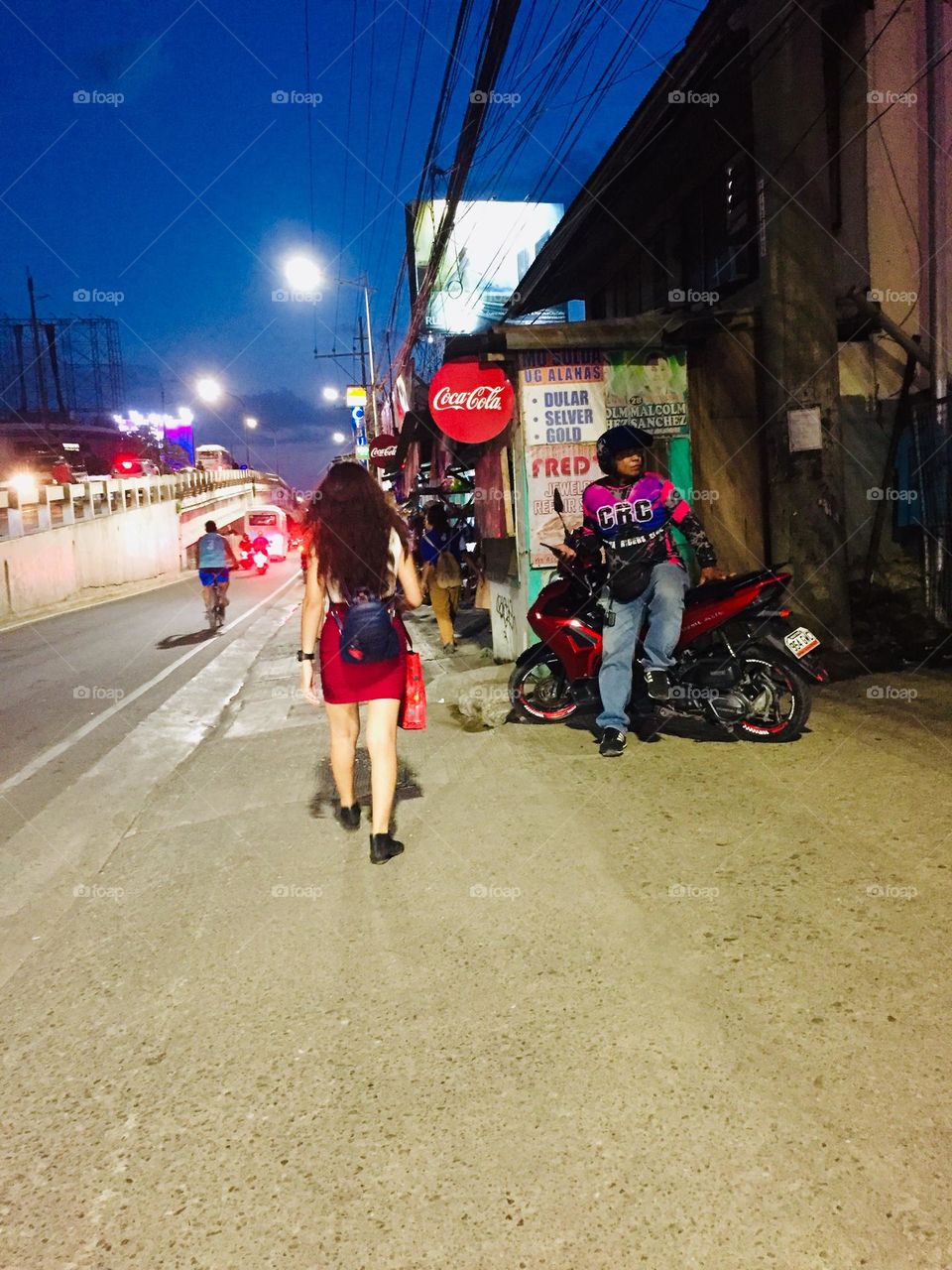 After work we went to Unitop to buy some gifts for my lovedone