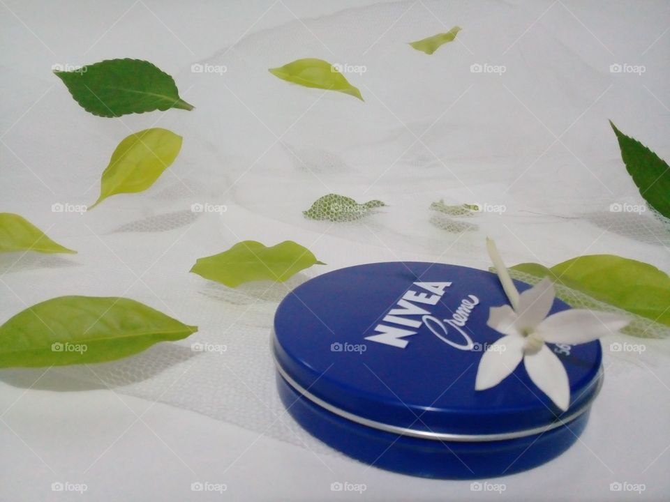 Nivea. Care