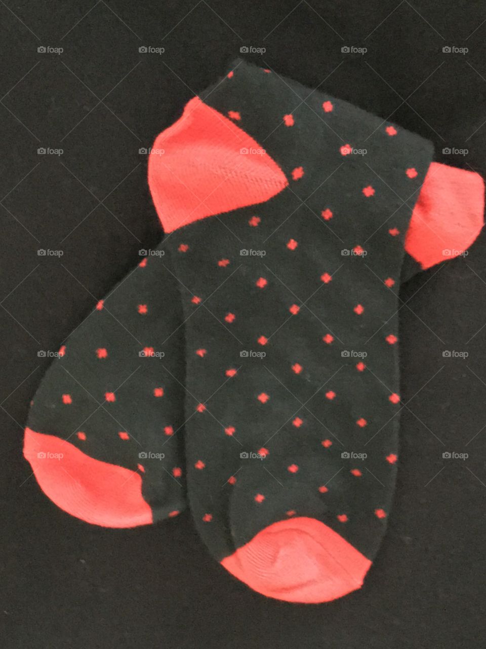 Knit socks red details 