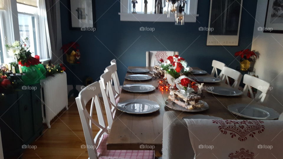 Table, Furniture, Tableware, Chair, Dining