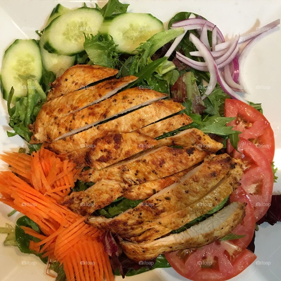 Grilled chicken salad