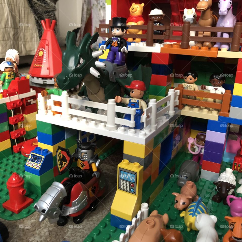 Getting creative with Duplo