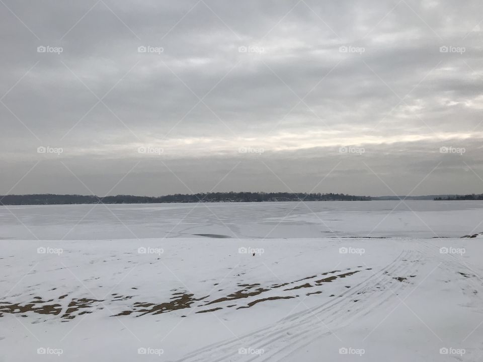 Snowy horizon