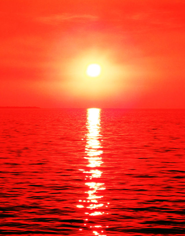 Exploding sunset during descending 