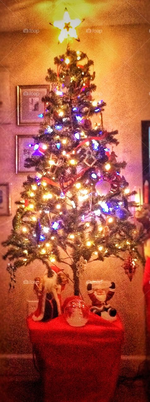 Seasons greetings, the good ol Christmas tree...