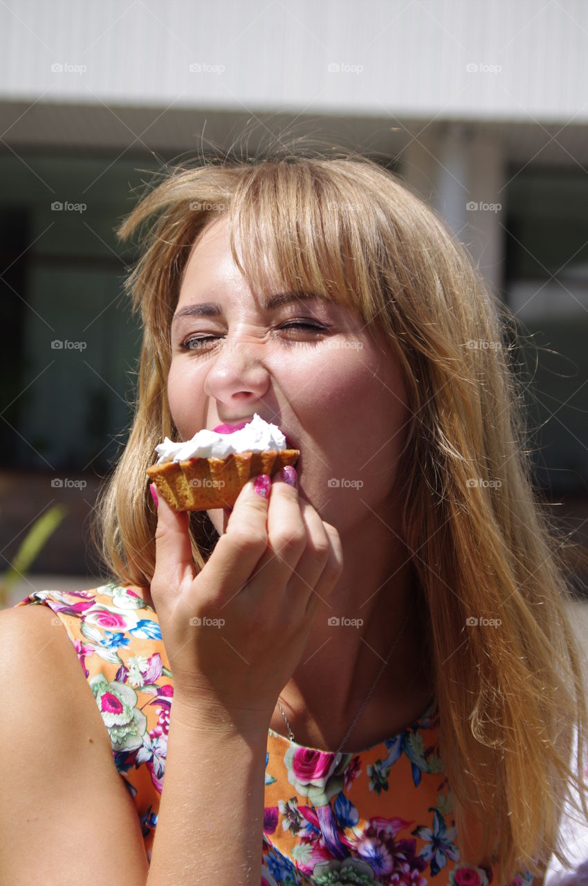 girl eating cake