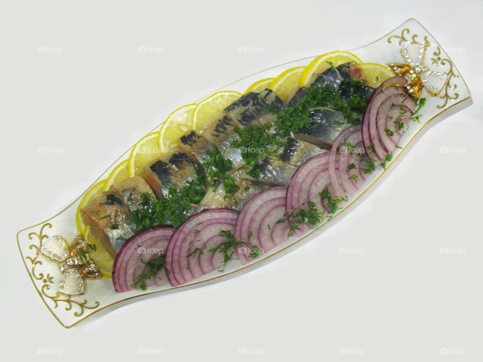 herring with onion and lemon сельдь с луком и лимоном