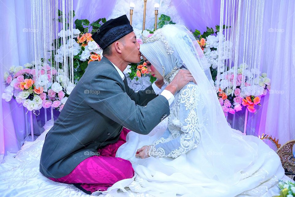 wedding menyatukan dua insan dalam cinta kasih dan sayang